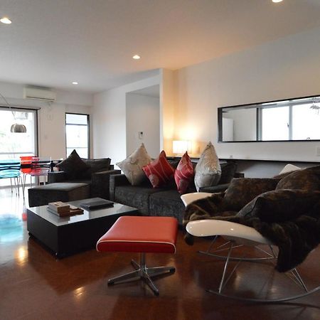 White Reef Apartment Uruma Luaran gambar