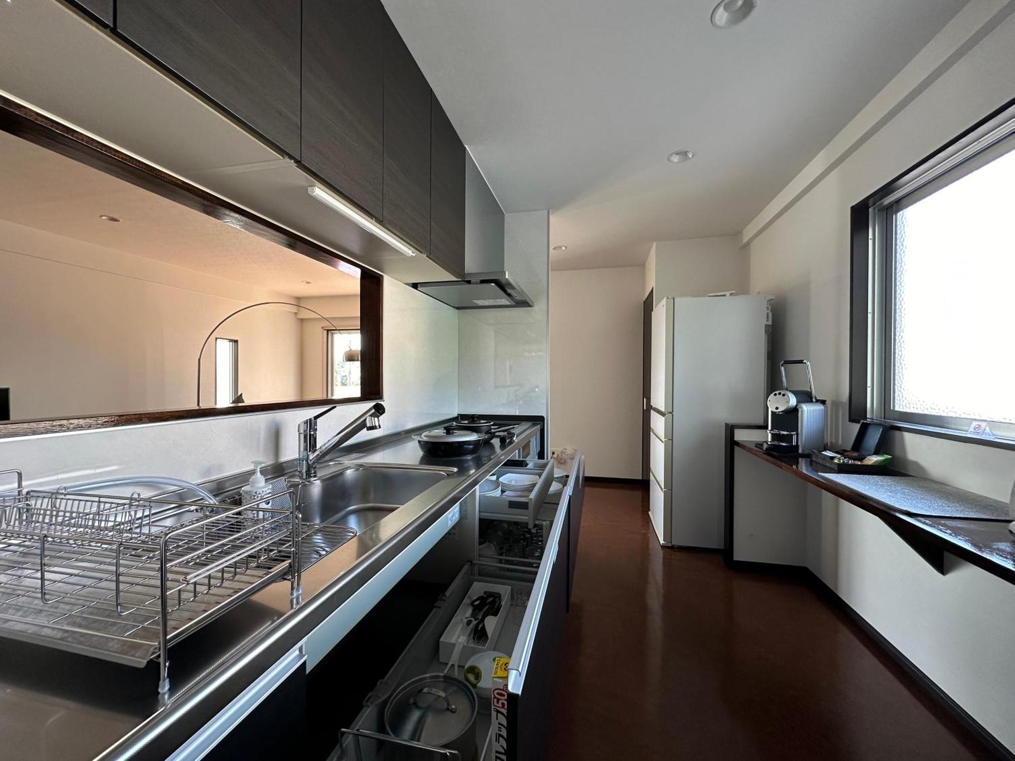 White Reef Apartment Uruma Luaran gambar