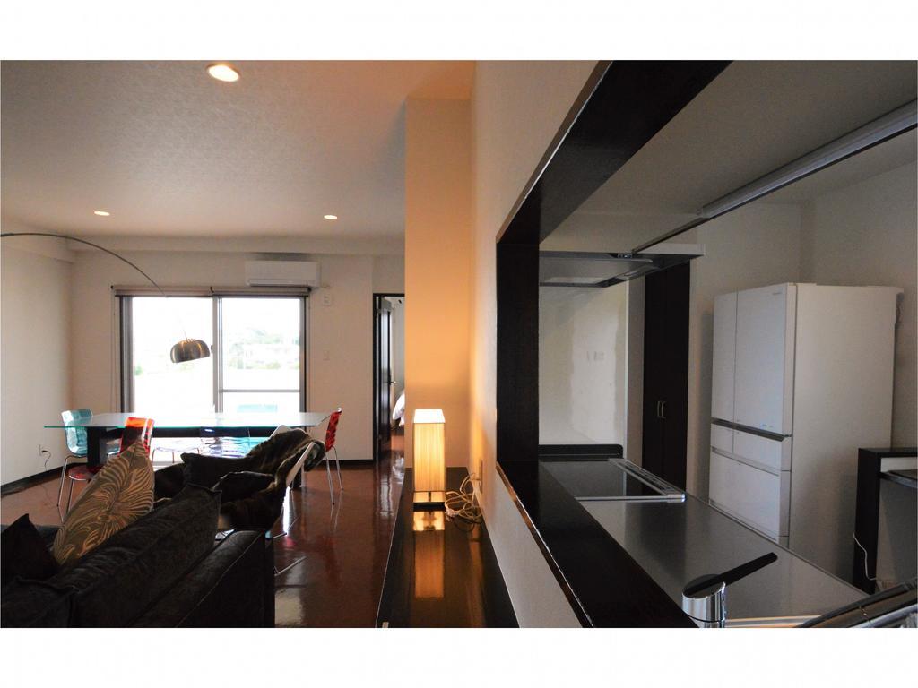 White Reef Apartment Uruma Luaran gambar