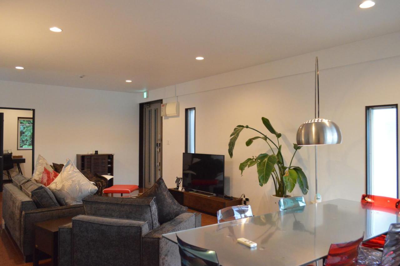 White Reef Apartment Uruma Luaran gambar